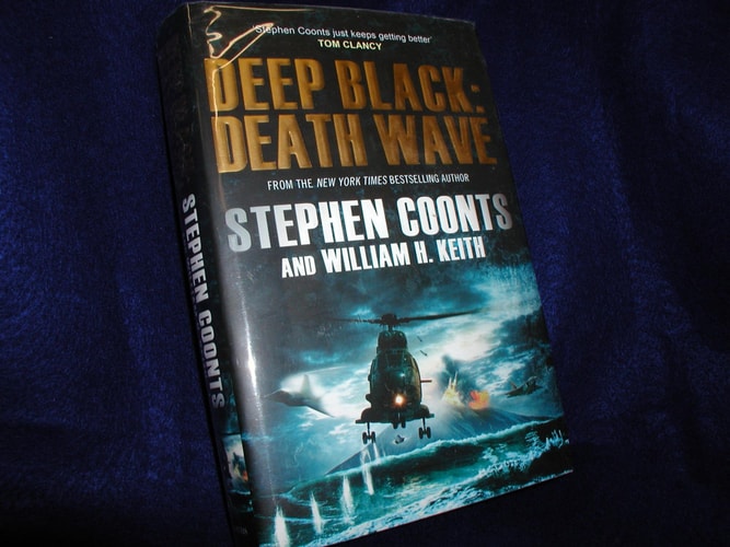 Deep Black: Death Wave by William H.(Aut Stephen'(Author) ; Keith
