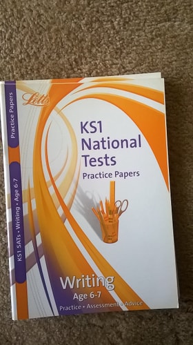 Key Stage 1 National Tests English : Writing. Practice papers by Sarah Harris